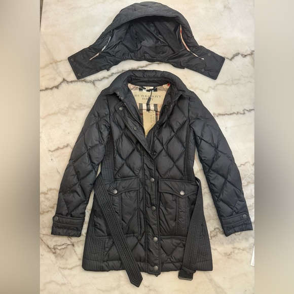 NWT Burberry Brit Black Puffer Coat with removable hood/belt - Picture 5 of 16